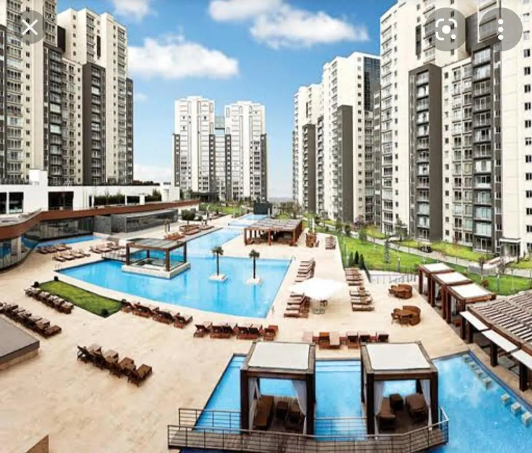 Beylikduezue Huzurlu Aile Yasam Sitesi Ful Donanimli Ev location