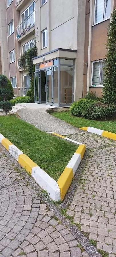 Beylikduzu Huzurlu Aile Yasam Sitesi Ful Donanimli Ev Apartment Istanbul