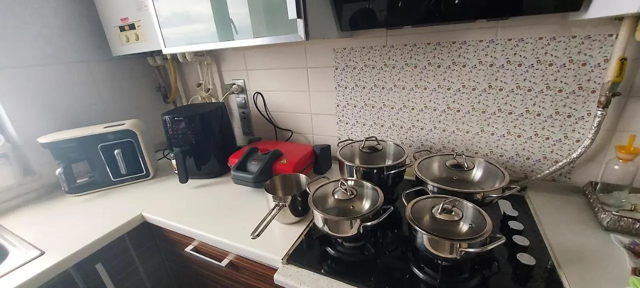 Beylikduzu Huzurlu Aile Yasam Sitesi Ful Donanimli Ev Apartment Istanbul Turkey